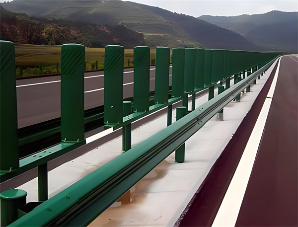 绵阳三波护栏板在高速公路的应用